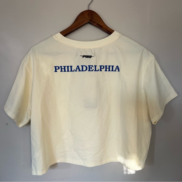 Philadelphia 76ers Pro Standard Women’s Retro T-Shirt - MEDIUM (NWT) - Picture 2 of 9